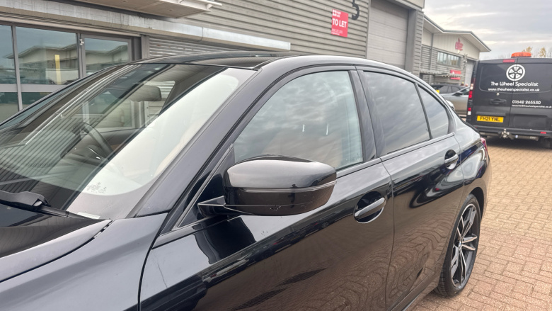 BMW 3 Series 320d MHT M Sport 4dr Step Auto [Tech/Plus Pack] Diesel Saloon